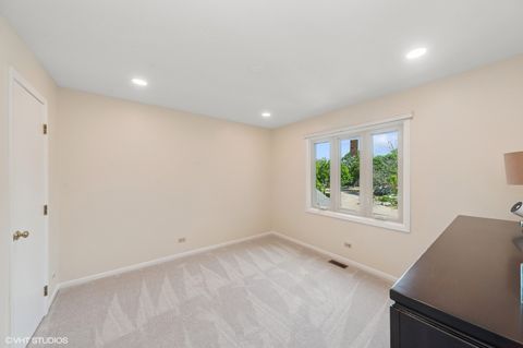 Tiny photo for 336 Redwing Drive #18-3, Deerfield, IL 60015 (MLS # 12396395)