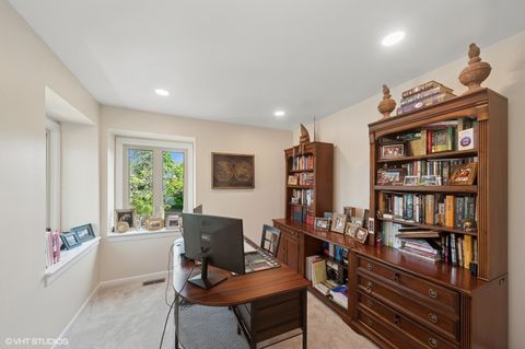 Tiny photo for 336 Redwing Drive #18-3, Deerfield, IL 60015 (MLS # 12396395)