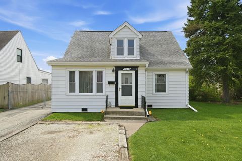 Photo of 10443 Medill Avenue, Melrose Park, IL 60164 (MLS # 12623613)