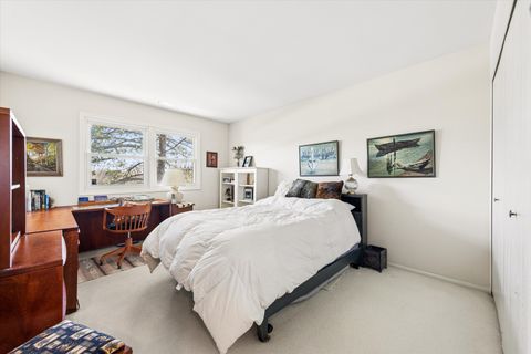 Tiny photo for 939 Brown Deer Drive, Westmont, IL 60559 (MLS # 12592307)