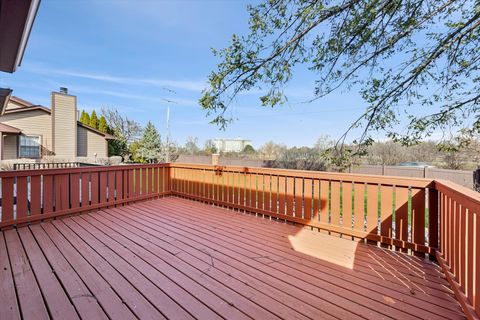 Tiny photo for 939 Brown Deer Drive, Westmont, IL 60559 (MLS # 12592307)