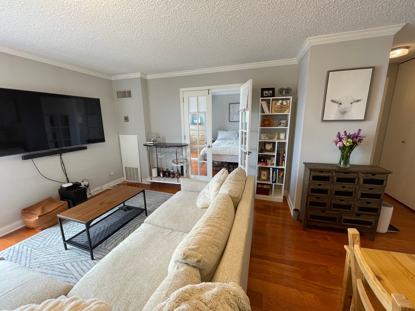 1122 N Clark Street 2404