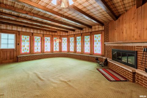 Tiny photo for 1136 BOBETTA Court, Clinton, IA 52732 (MLS # QC4265527)