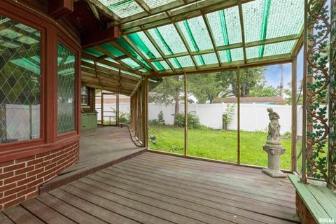 Tiny photo for 1136 BOBETTA Court, Clinton, IA 52732 (MLS # QC4265527)