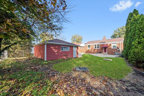 Tiny photo for Westchester, IL 60154 (MLS # 12517036)