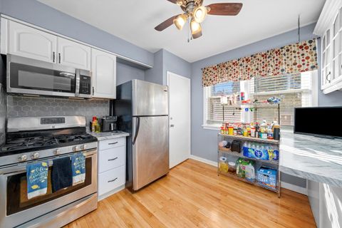 Tiny photo for Westchester, IL 60154 (MLS # 12517036)