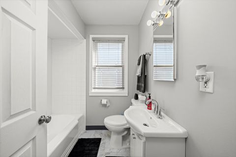 Tiny photo for Westchester, IL 60154 (MLS # 12517036)