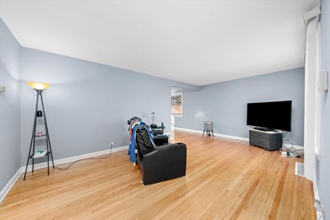Tiny photo for Westchester, IL 60154 (MLS # 12517036)
