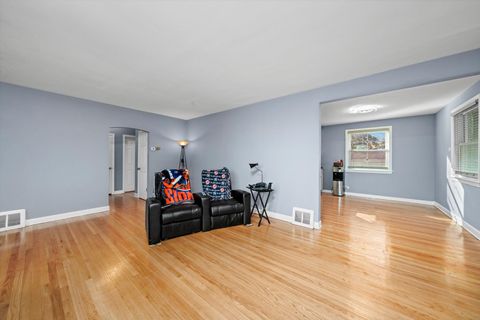 Tiny photo for Westchester, IL 60154 (MLS # 12517036)