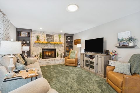 Tiny photo for 193 White Feather Lane, Gilberts, IL 60136 (MLS # 12526792)