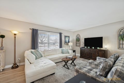 Tiny photo for 193 White Feather Lane, Gilberts, IL 60136 (MLS # 12526792)