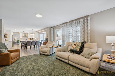 Tiny photo for 193 White Feather Lane, Gilberts, IL 60136 (MLS # 12526792)