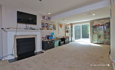 Tiny photo for 249 Jasmine Circle, Lindenhurst, IL 60046 (MLS # 12469463)