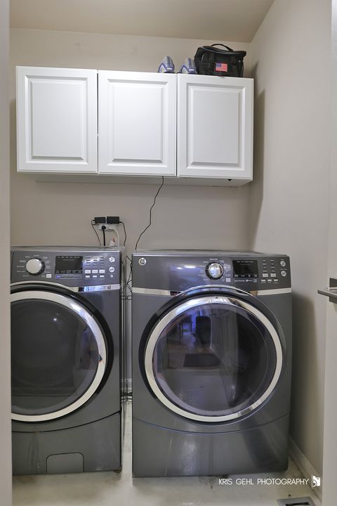 Tiny photo for 249 Jasmine Circle, Lindenhurst, IL 60046 (MLS # 12469463)