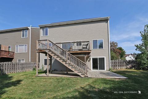 Tiny photo for 249 Jasmine Circle, Lindenhurst, IL 60046 (MLS # 12469463)