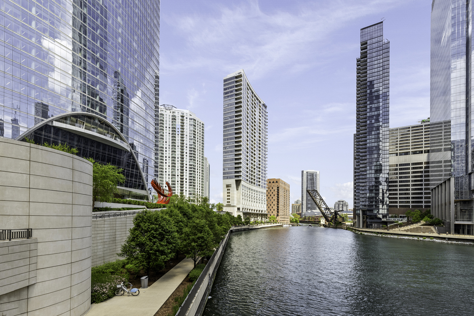 333 N Canal Street 2804