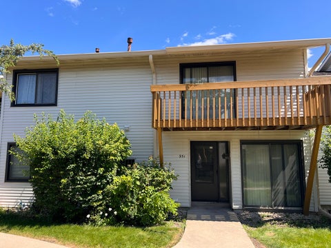 2 beds bed, 1.5 baths bath property at 951 Wilshire Court 14-4, Vernon Hills, IL 60061