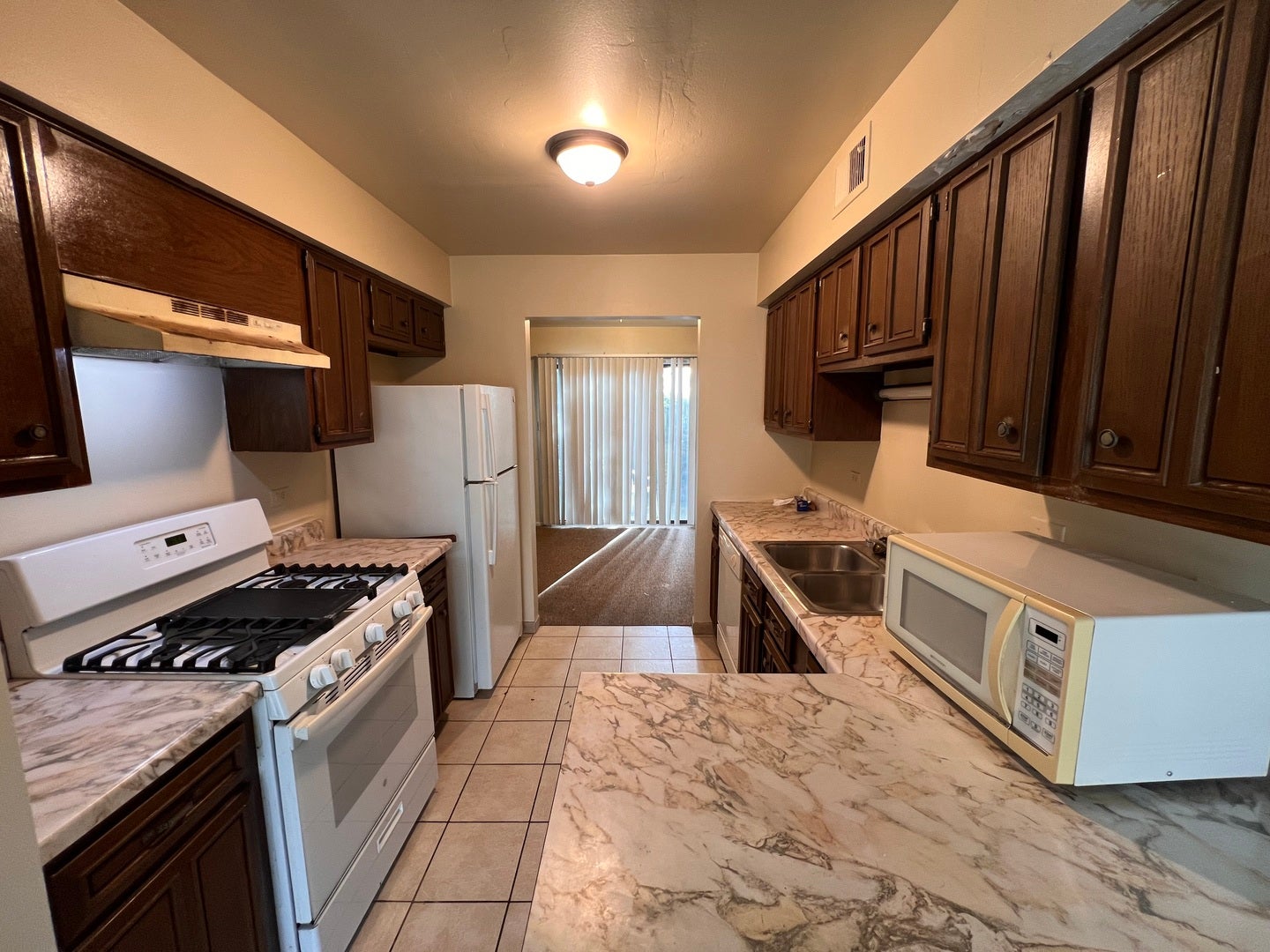 951 Wilshire Court 14-4