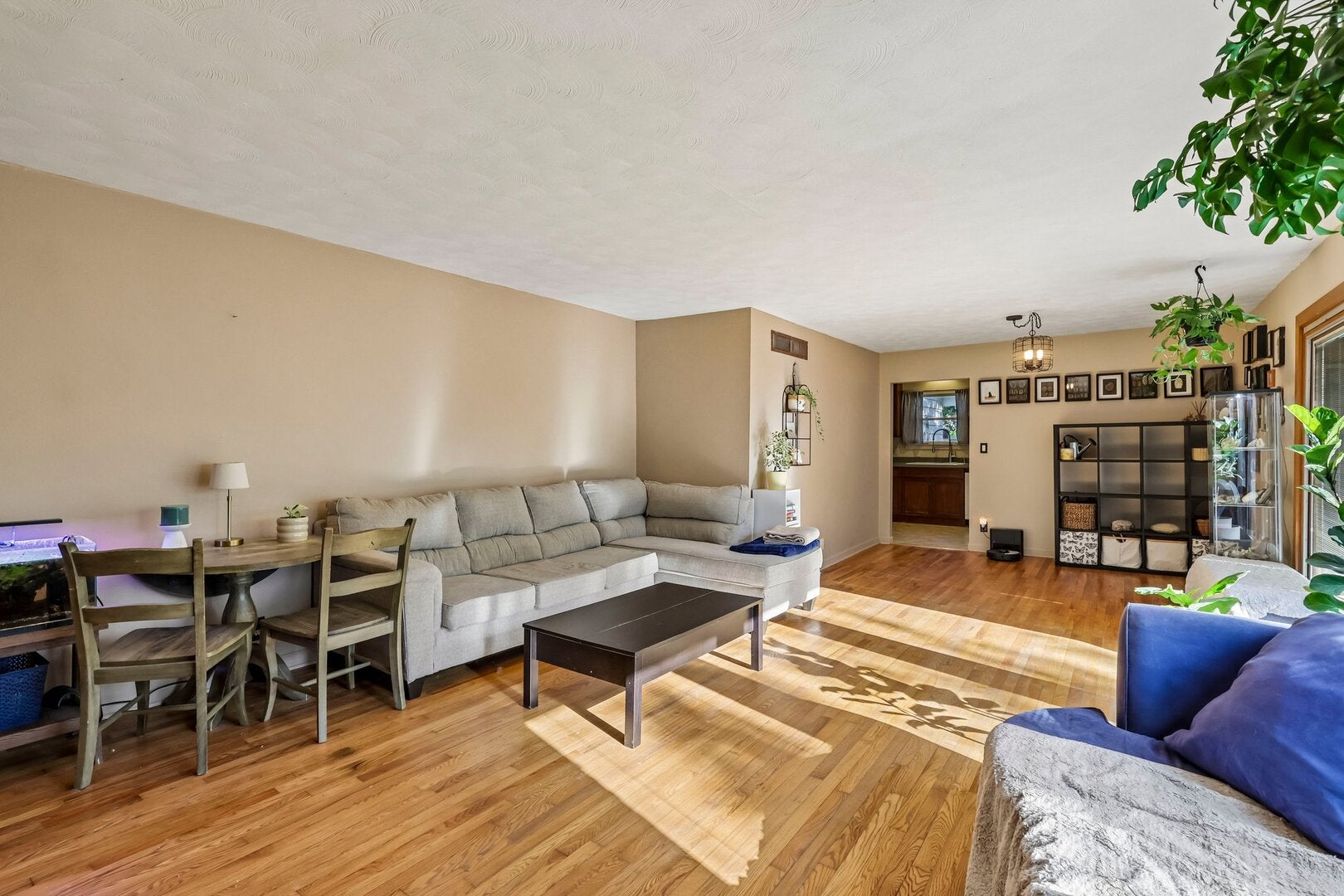 12302 Sunset Drive