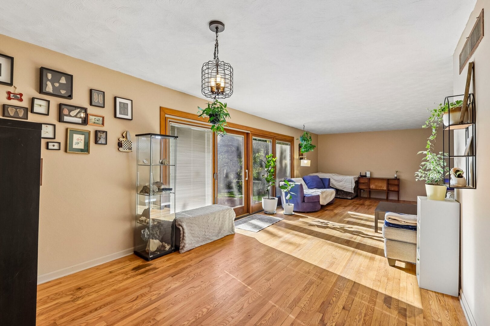 12302 Sunset Drive