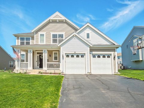 Photo of 32 Catamaran Circle, Pingree Grove, IL 60140 (MLS # 12608242)