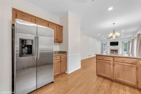 Tiny photo for 1034 Heather Court, Fox River Grove, IL 60021 (MLS # 12501906)