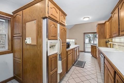 Tiny photo for 3814 Madison Avenue, Brookfield, IL 60513 (MLS # 12773140)