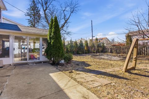 Tiny photo for 732 N Fordham Avenue, Aurora, IL 60506 (MLS # 12578089)