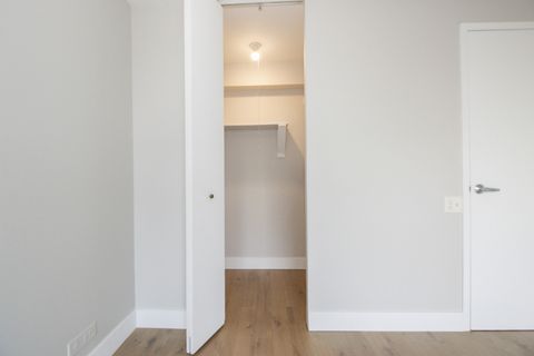 Tiny photo for 4343 N Clarendon Avenue #513, Chicago, IL 60613 (MLS # 12304389)