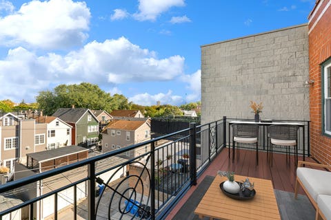 Tiny photo for 1836 W Belmont Avenue #4, Chicago, IL 60657 (MLS # 12703873)