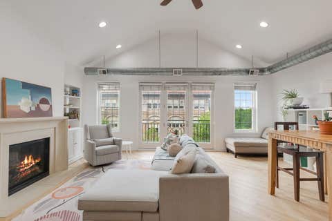 Tiny photo for 1836 W Belmont Avenue #4, Chicago, IL 60657 (MLS # 12703873)