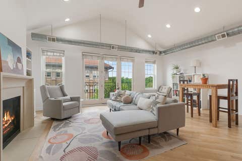 Tiny photo for 1836 W Belmont Avenue #4, Chicago, IL 60657 (MLS # 12703873)