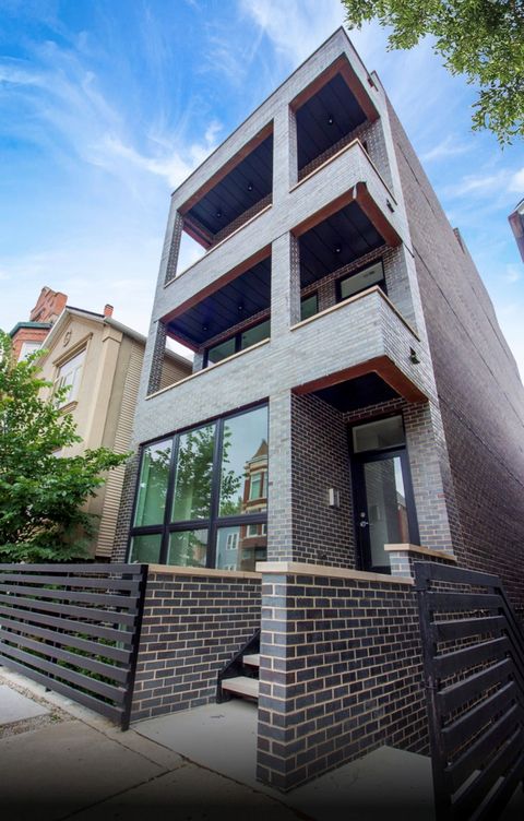 1543 W Augusta Boulevard 1 Chicago IL 60642