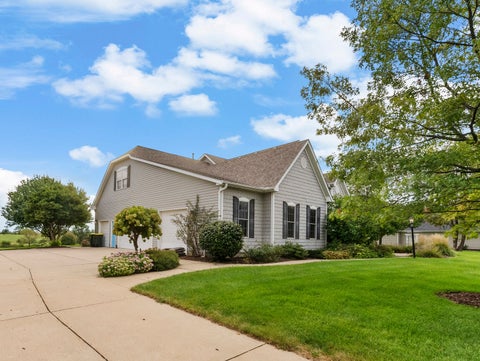 Tiny photo for 1555 Crimson King Court, Geneseo, IL 61254 (MLS # 12759171)
