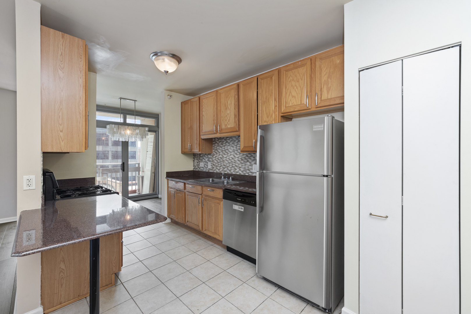 125 S Jefferson Street 1207