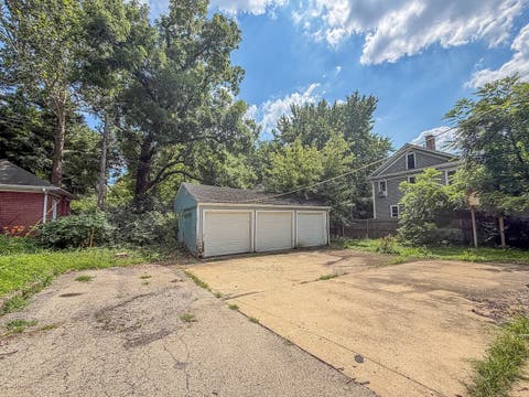 Tiny photo for 437 W Decatur Street, Decatur, IL 62522 (MLS # 12705764)