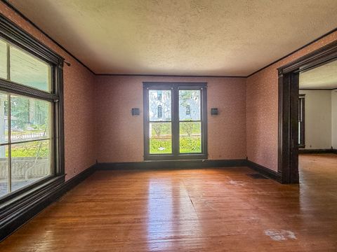 Tiny photo for 437 W Decatur Street, Decatur, IL 62522 (MLS # 12705764)
