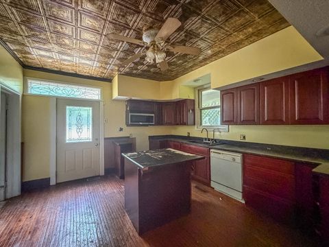 Tiny photo for 437 W Decatur Street, Decatur, IL 62522 (MLS # 12705764)
