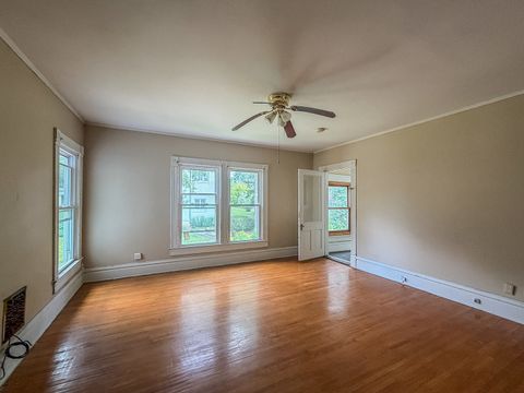 Tiny photo for 437 W Decatur Street, Decatur, IL 62522 (MLS # 12705764)