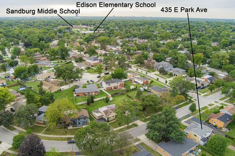 Tiny photo for 435 E Park Avenue, Elmhurst, IL 60126 (MLS # 12491505)