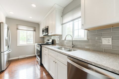 Tiny photo for 435 E Park Avenue, Elmhurst, IL 60126 (MLS # 12491505)