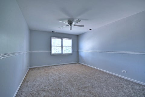 Tiny photo for 215 E Grantley Avenue, Elmhurst, IL 60126 (MLS # 12732828)