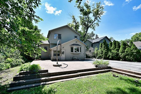 Tiny photo for 215 E Grantley Avenue, Elmhurst, IL 60126 (MLS # 12732828)