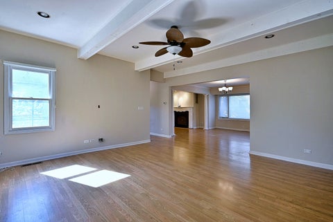Tiny photo for 215 E Grantley Avenue, Elmhurst, IL 60126 (MLS # 12732828)