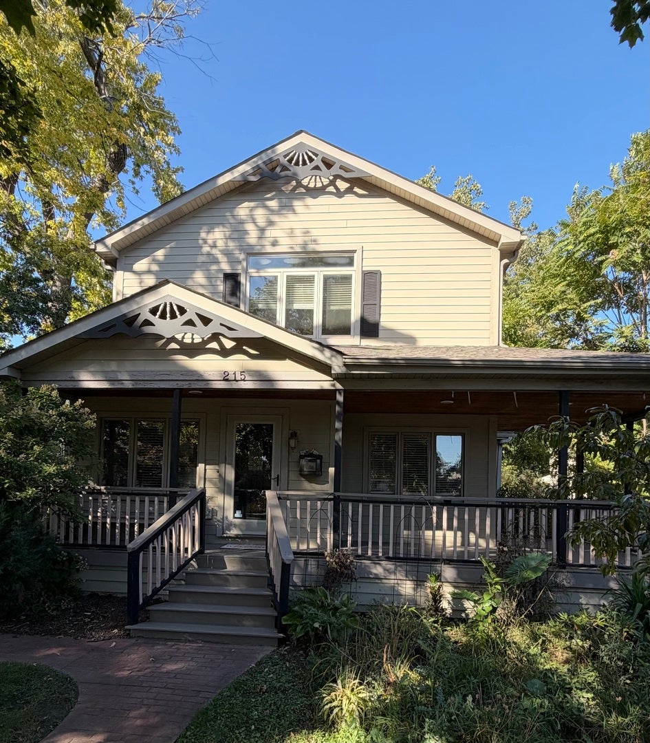 215 E Grantley Avenue