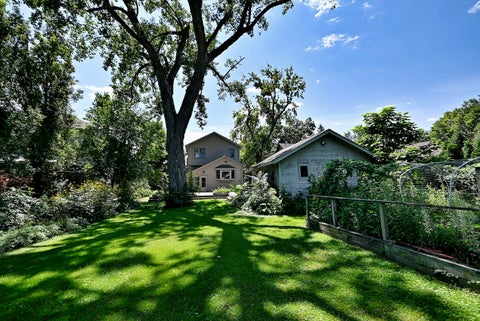 Tiny photo for 215 E Grantley Avenue, Elmhurst, IL 60126 (MLS # 12732828)