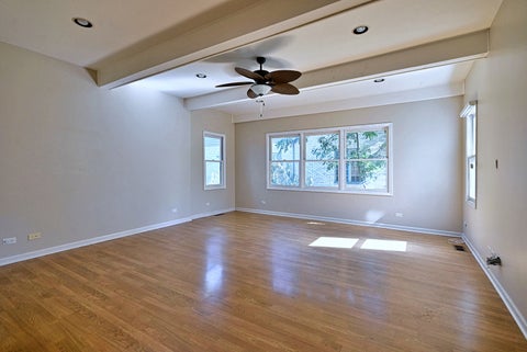 Tiny photo for 215 E Grantley Avenue, Elmhurst, IL 60126 (MLS # 12732828)