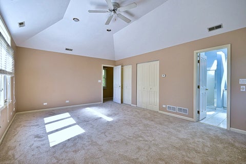 Tiny photo for 215 E Grantley Avenue, Elmhurst, IL 60126 (MLS # 12732828)