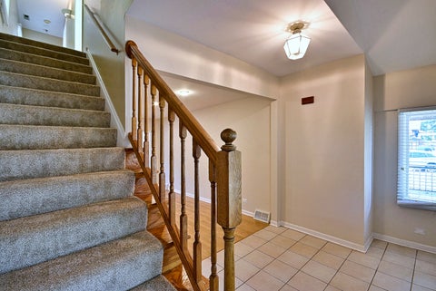 Tiny photo for 215 E Grantley Avenue, Elmhurst, IL 60126 (MLS # 12732828)