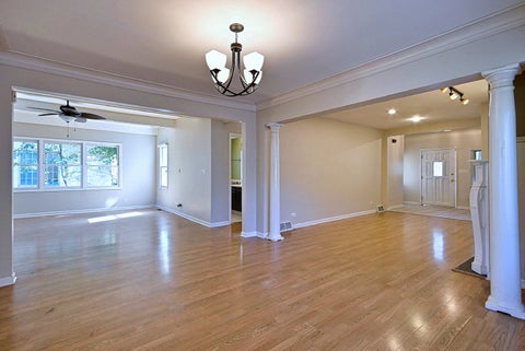 Tiny photo for 215 E Grantley Avenue, Elmhurst, IL 60126 (MLS # 12732828)